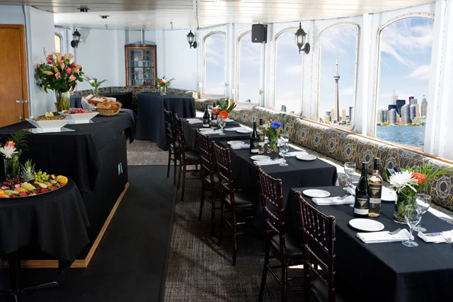 Cruise Ship/Yachts: City Cruises Toronto 29
