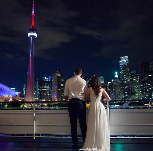 Cruise Ship/Yachts: City Cruises Toronto 11