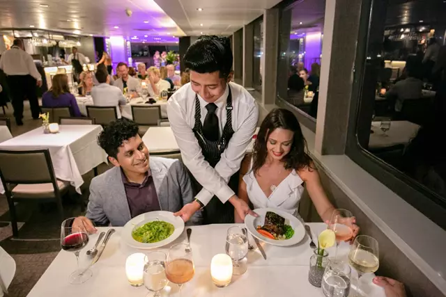 Cruise Ship/Yachts: City Cruises Toronto 5