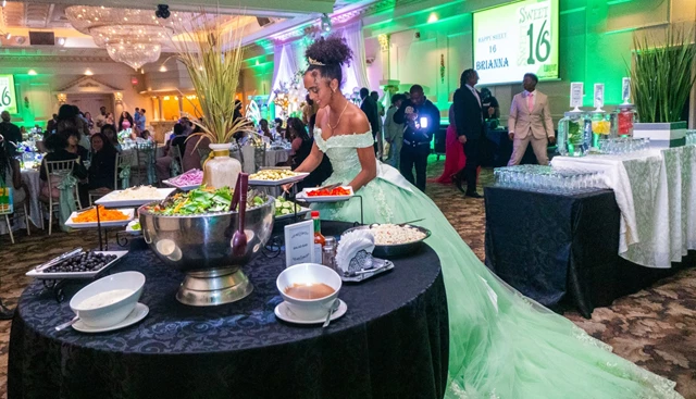 Banquet Halls: Claireport Place 17