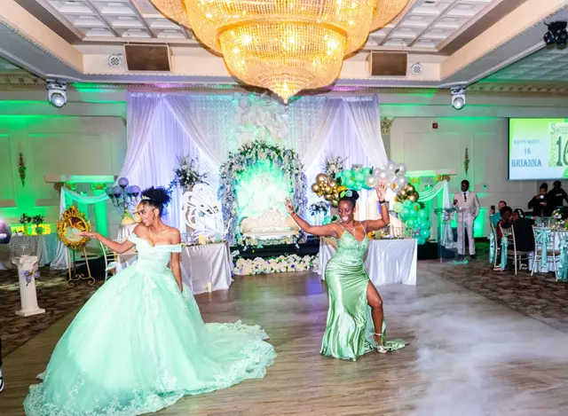 Banquet Halls: Claireport Place 10