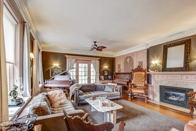 Casablanca Room
