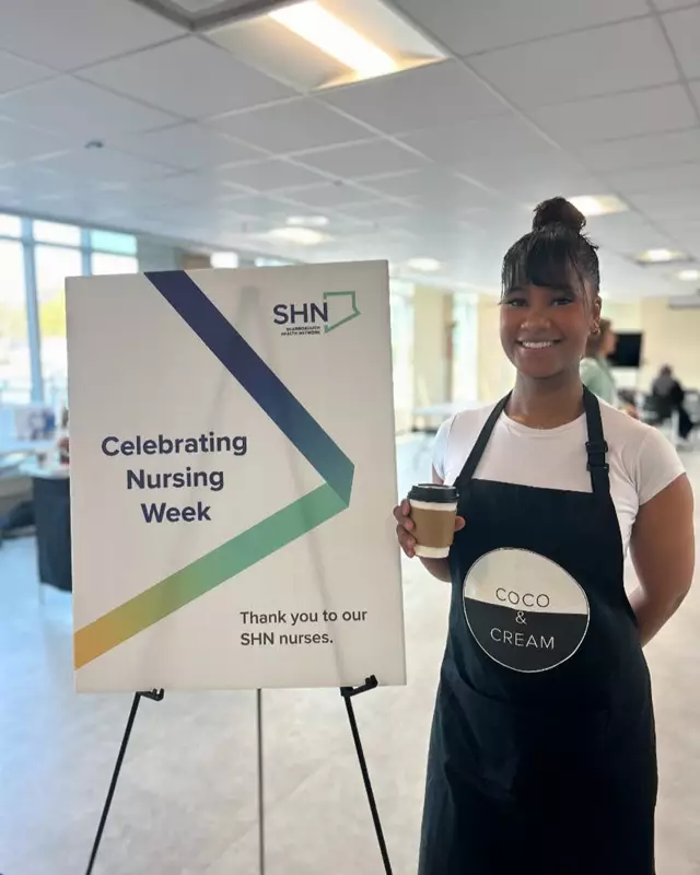 Mobile Bar Services: Coco & Cream Mobile Bar 13