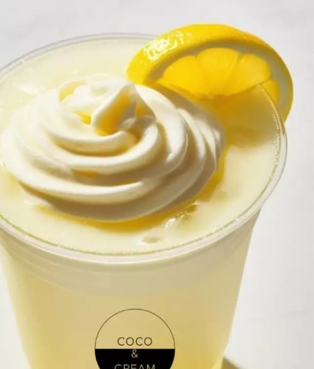 Mobile Bar Services: Coco & Cream Mobile Bar 6