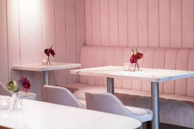 Restaurants: Coffee Oysters Champagne | à toi 14