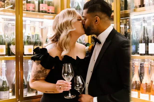 Restaurants: Coffee Oysters Champagne | à toi 18