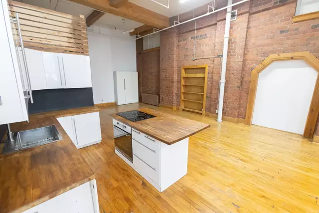 Loft & Studio Spaces: Content Day Studio 2