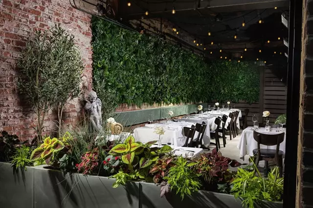 Restaurants: Convivium Dining Community 3