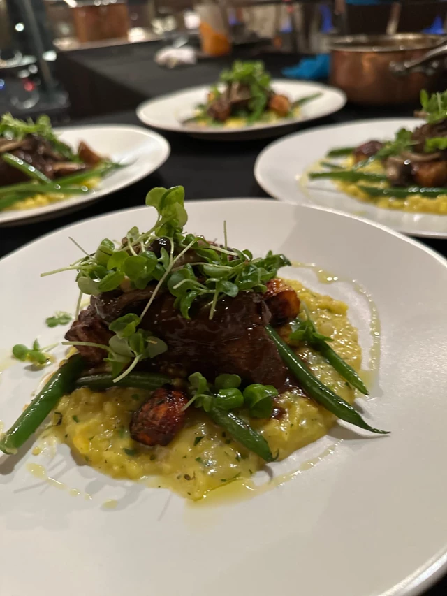 Full Service Caterers: Corbin Catering & Foods 24
