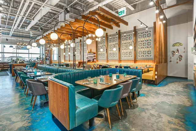 Restaurants: Costa Sorrento 17