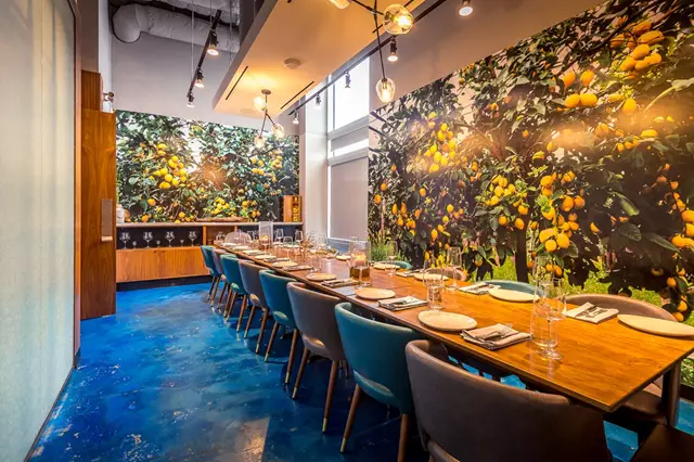 Restaurants: Costa Sorrento 6