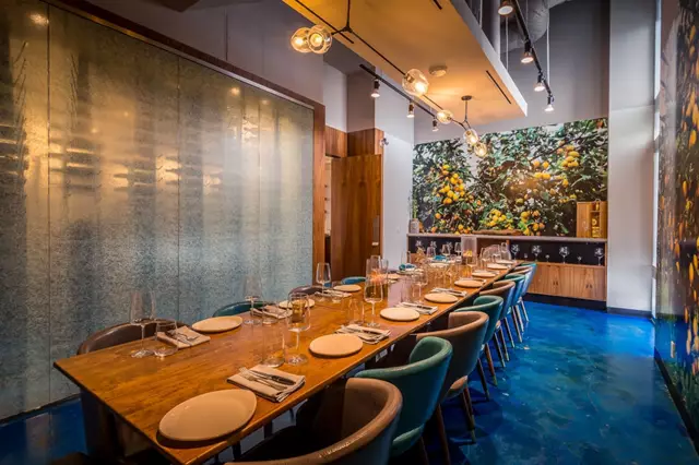 Restaurants: Costa Sorrento 8