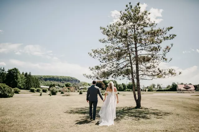 Barn Venues: Country Heritage Park 24