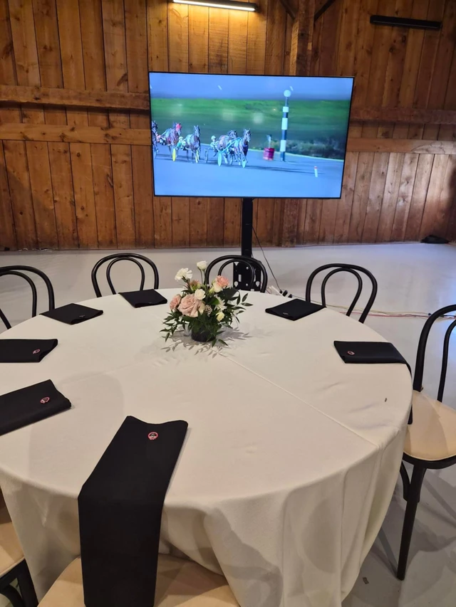 Barn Venues: Country Heritage Park 4