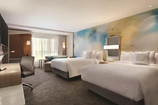 Hotels: Courtyard by Marriott Toronto Mississauga West 13