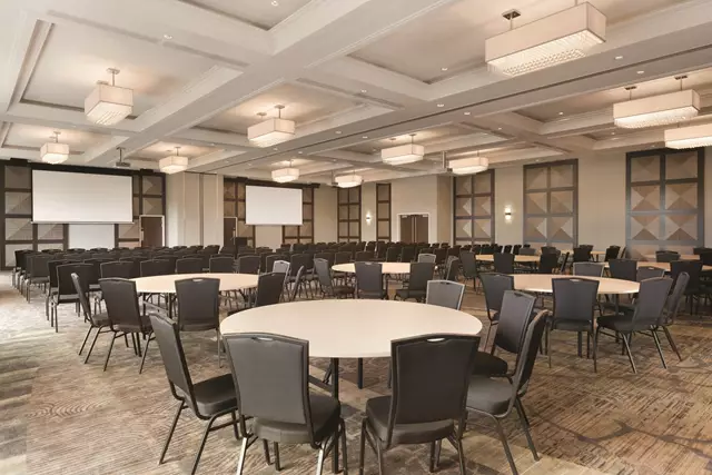 Hotels: Courtyard by Marriott Toronto Mississauga West 4