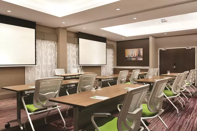 Hotels: Courtyard by Marriott Toronto Mississauga West 1