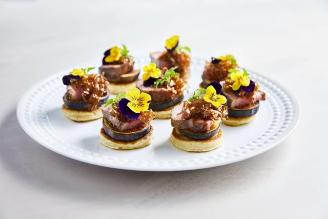 Couture Cuisine, Toronto