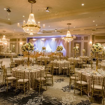 Banquet Halls: Crystal Fountain Event Venue 3
