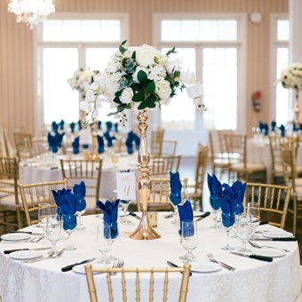 Banquet Halls: Crystal Grand Banquet Hall 9