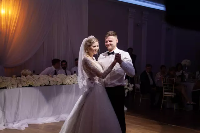 Banquet Halls: Crystal Grand Banquet Hall 25