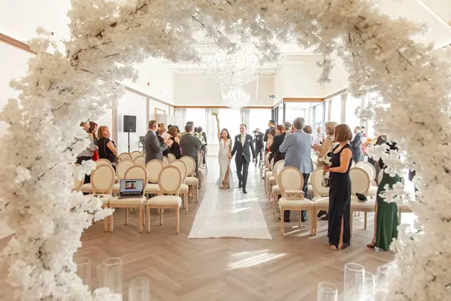 Banquet Halls: Crystal Grand Banquet Hall 21