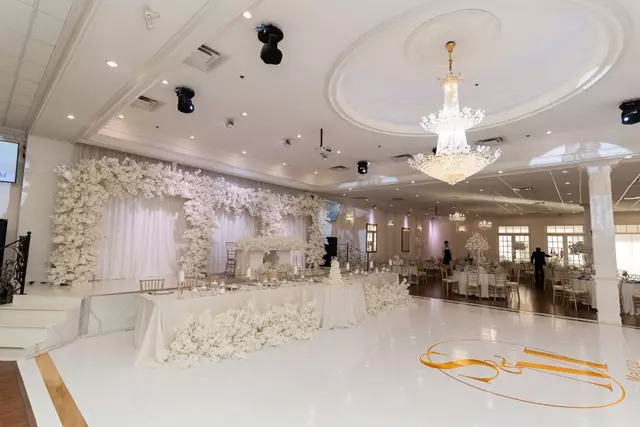Banquet Halls: Crystal Grand Banquet Hall 4