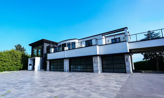 Mansions/Houses: Cyrus Estate 3