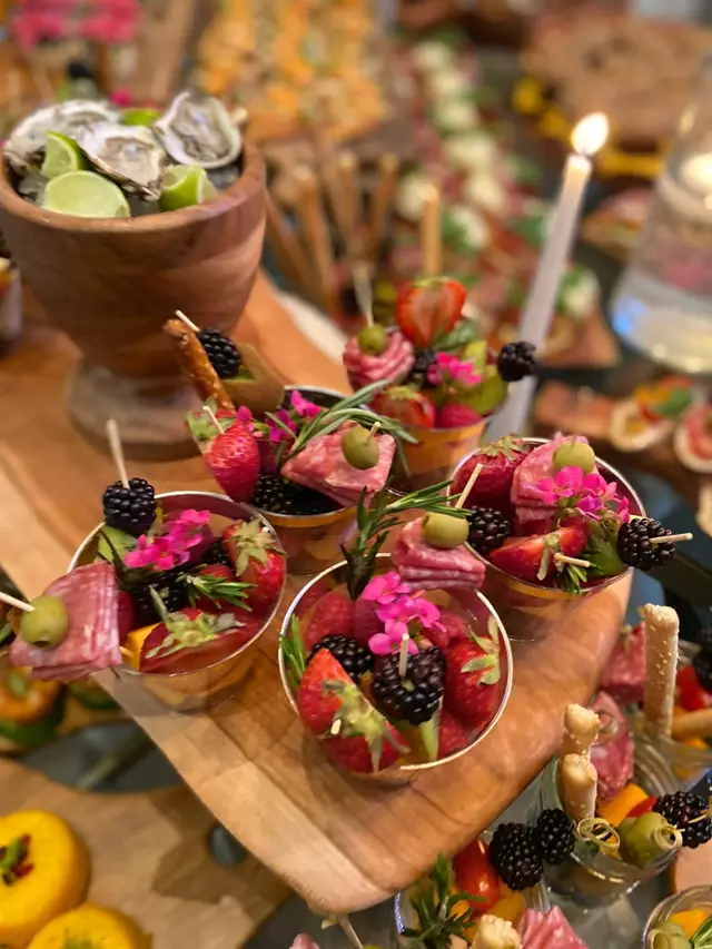 Mansions/Houses: Cyrus Estate 16