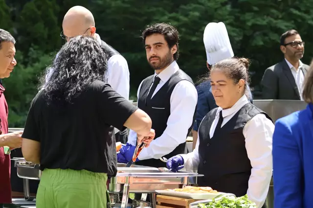 Staffing: DREAMTEAM Hospitality and Events 4