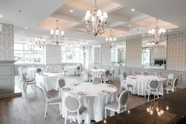 Golf & Country Clubs: Deer Creek 12