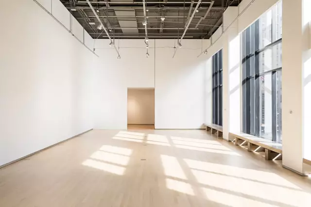 Galleries/Museums: Design Exchange 23