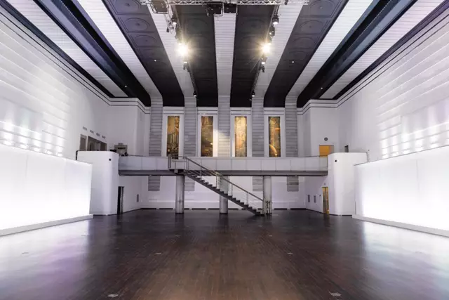 Galleries/Museums: Design Exchange 15