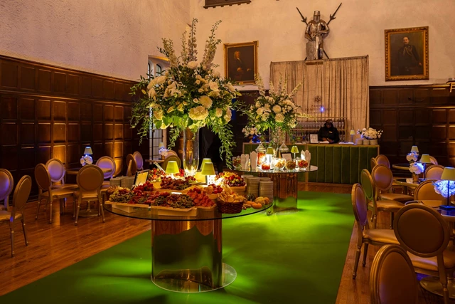 Furniture Rentals: Detailz 26