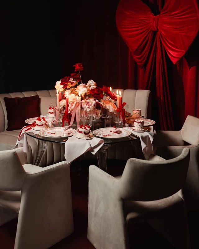 Furniture Rentals: Detailz 17