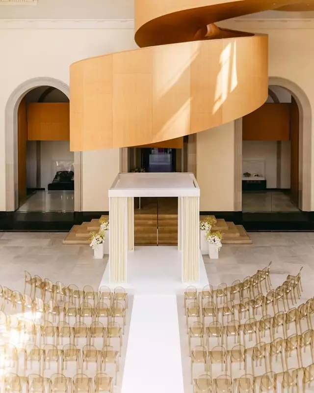 Furniture Rentals: Detailz 4