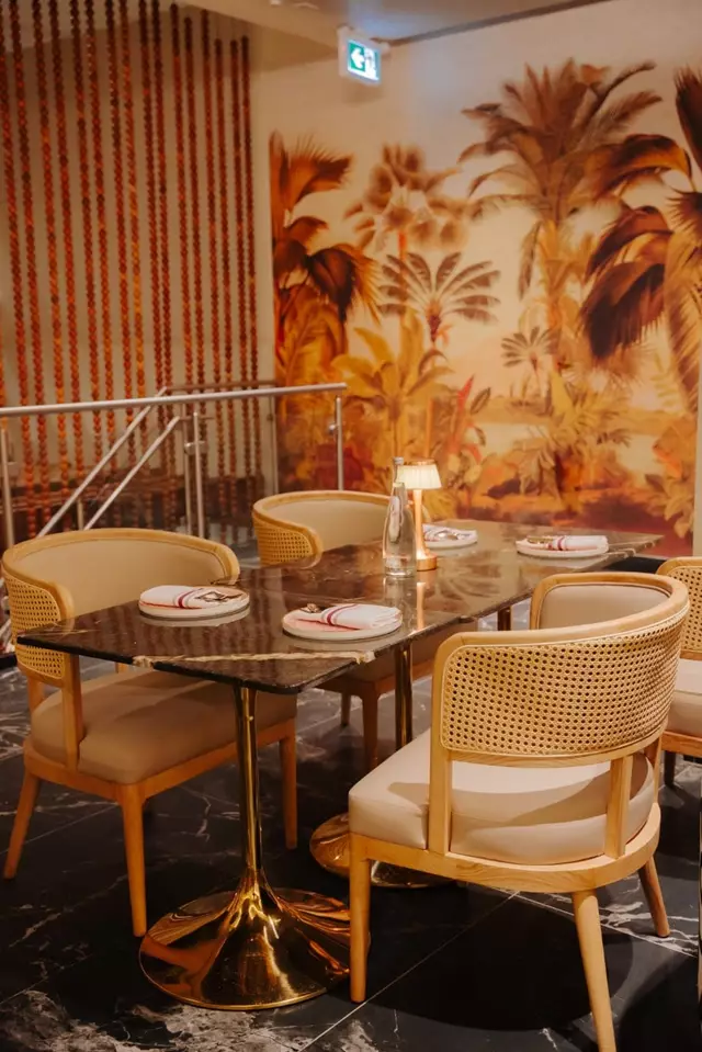 Restaurants: Dhoom Toronto 8