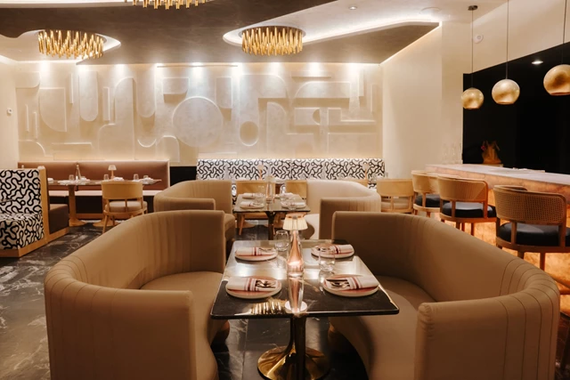 Restaurants: Dhoom Toronto 7