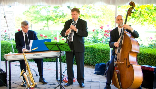 Sax, Piano & Bass Trio