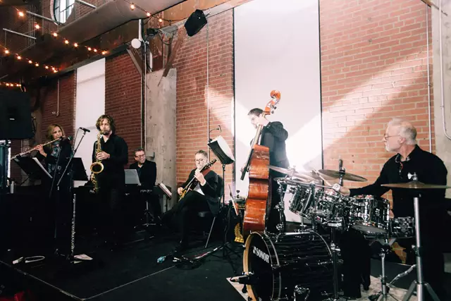 Live Music & Bands: Dr Dave & Friends 10