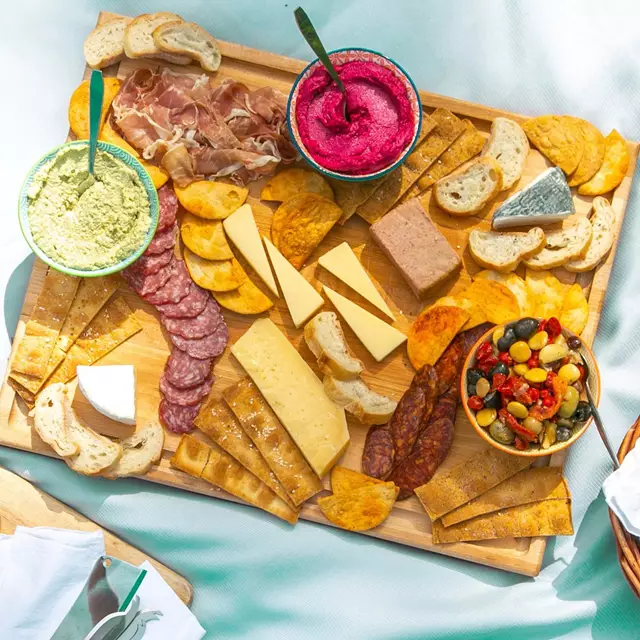 Full Service Caterers: Eatertainment Special Events & Catering 10