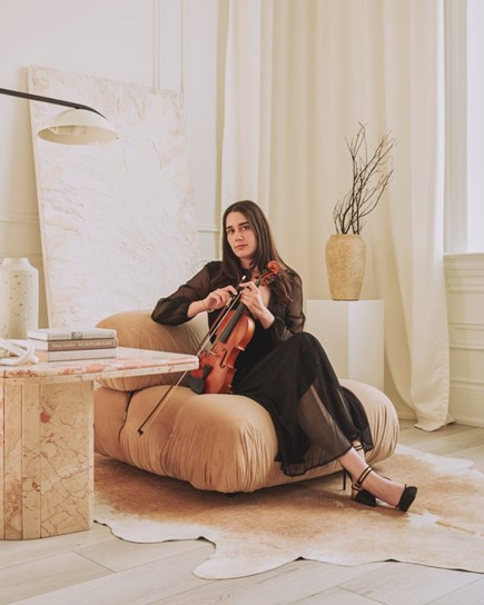Image - Ellen Daly - Violinist
