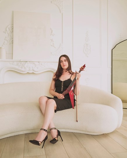 Image - Ellen Daly - Violinist
