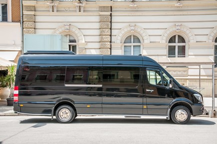 Image - Eminent Limos