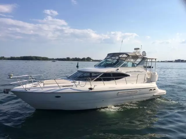 Cruise Ship/Yachts: Empress of Canada 8