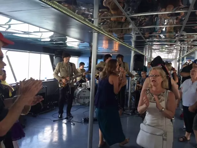 Cruise Ship/Yachts: Empress of Canada 15