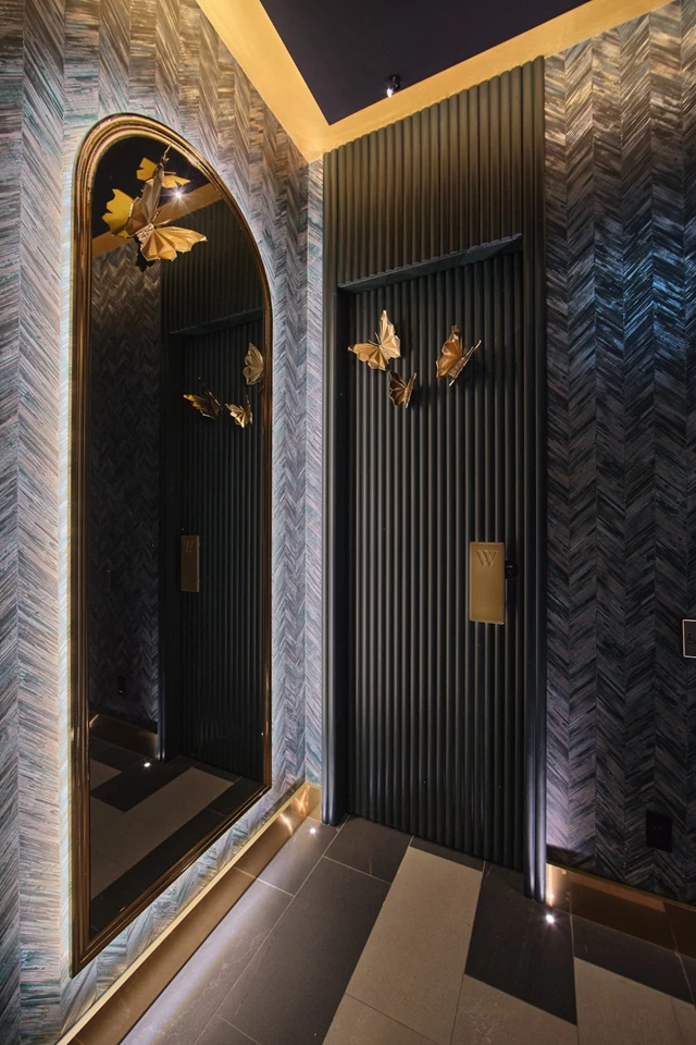 Restaurants: Enigma Yorkville 13