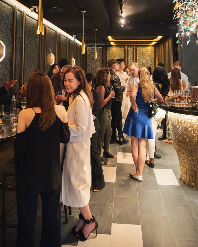 Restaurants: Enigma Yorkville 19