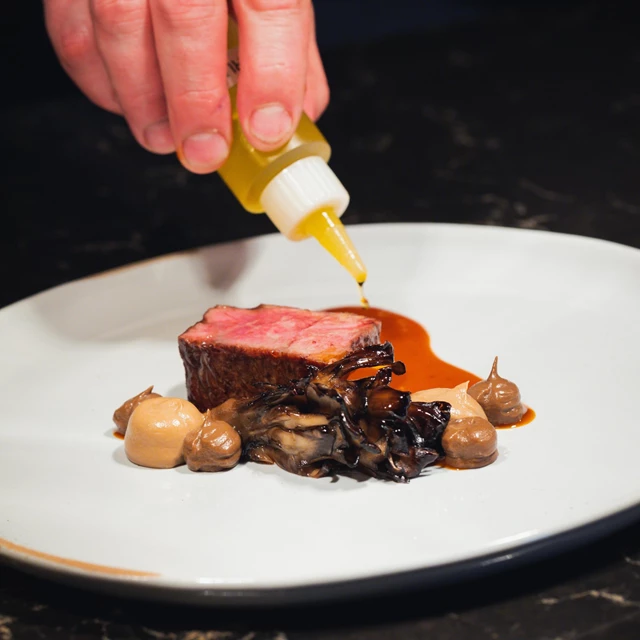 Restaurants: Enigma Yorkville 4
