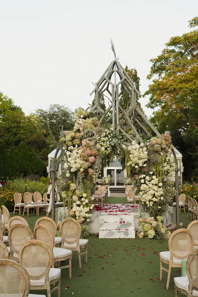 Event Décor: Ethereal Creators 19